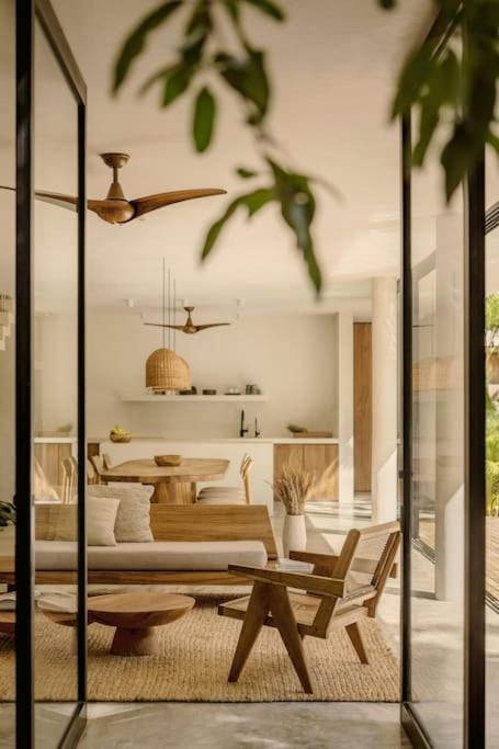 Casa Areca, Awarded Architectural Villa Located In A Secured Gated Community, With Concierge Services Tulum Zewnętrze zdjęcie