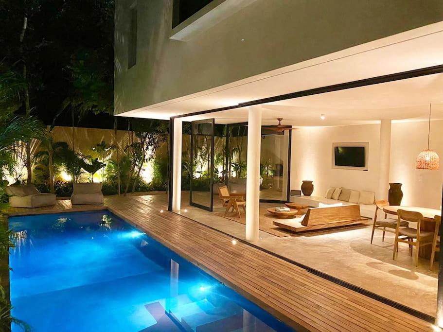 Casa Areca, Awarded Architectural Villa Located In A Secured Gated Community, With Concierge Services Tulum Zewnętrze zdjęcie